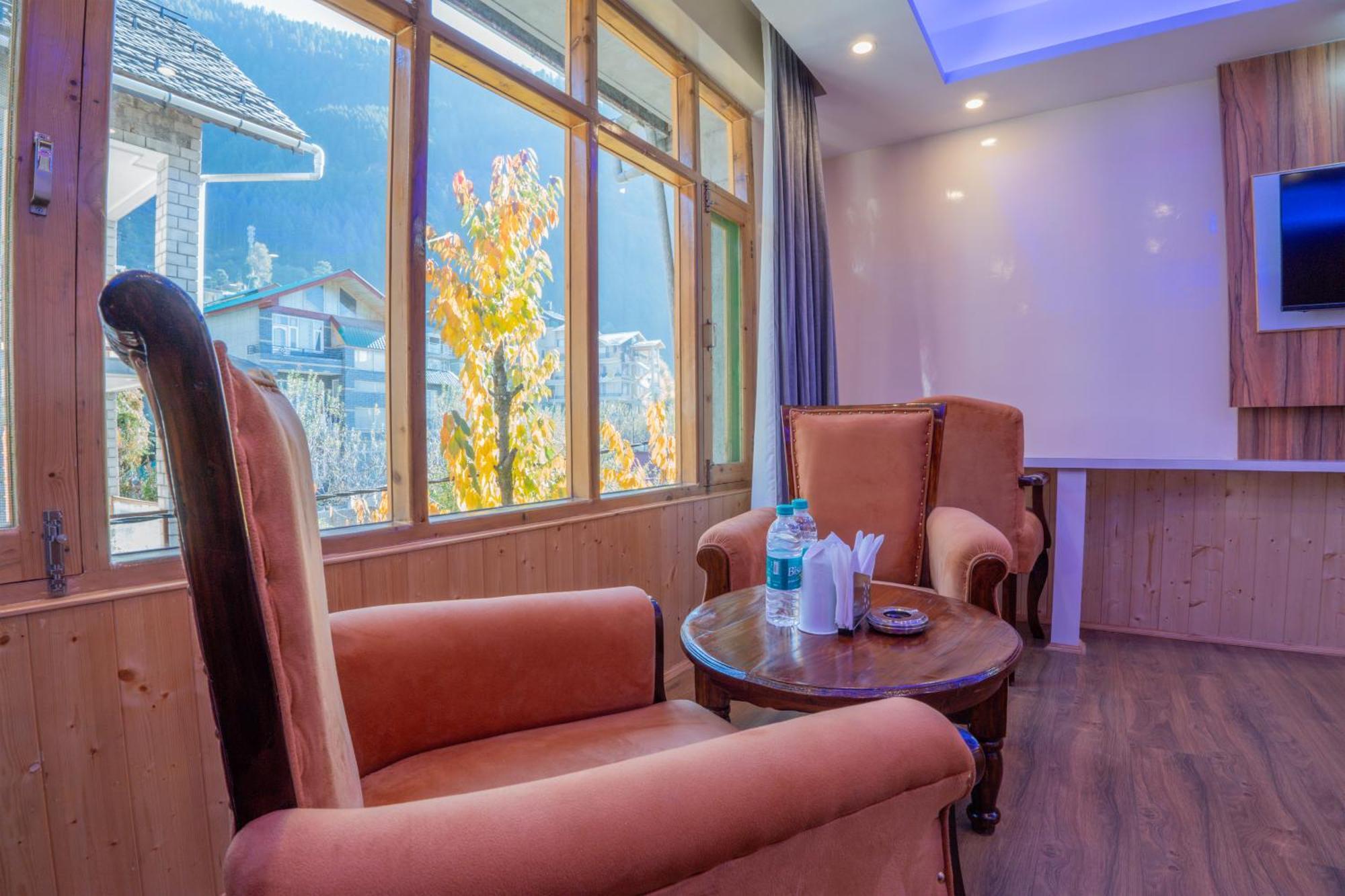 Hill River Resort - Central Heated & Air Cooled - Near Mall Road , Best Property Of Manali 2024- 2025 Exterior photo
