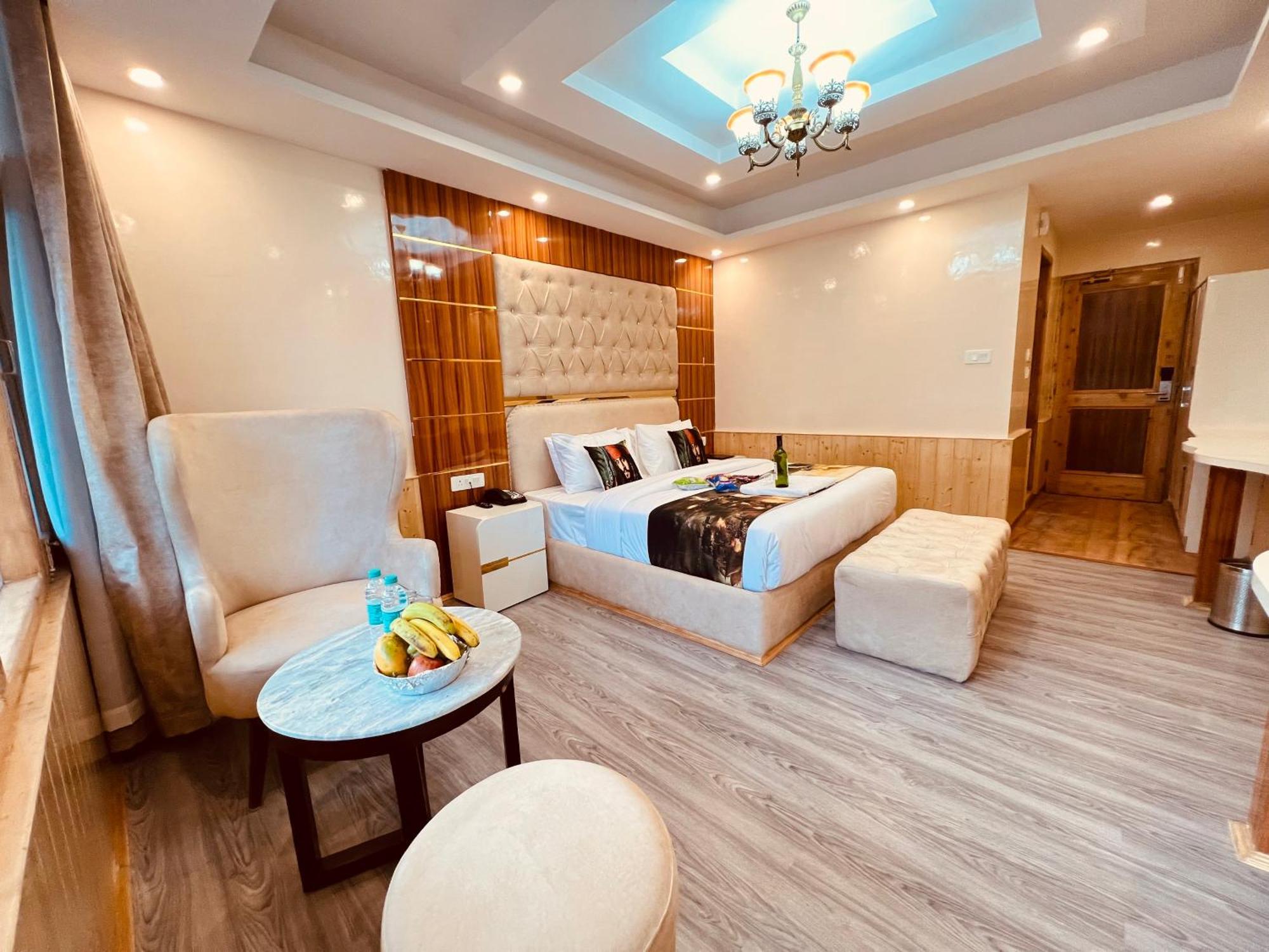 Hill River Resort - Central Heated & Air Cooled - Near Mall Road , Best Property Of Manali 2024- 2025 Exterior photo
