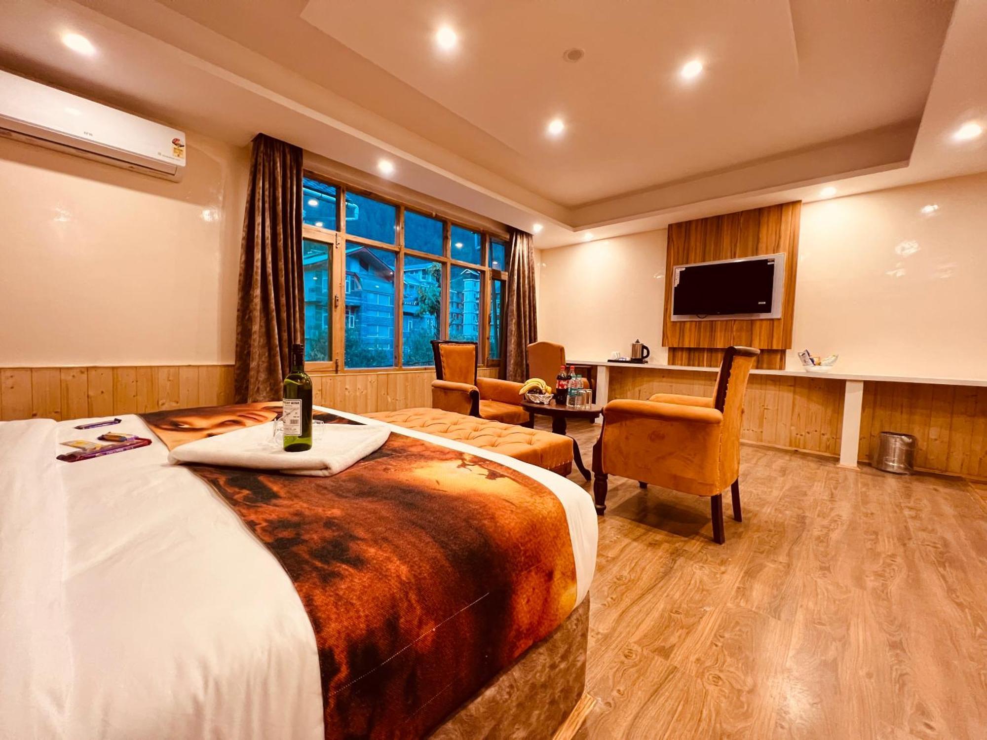 Hill River Resort - Central Heated & Air Cooled - Near Mall Road , Best Property Of Manali 2024- 2025 Exterior photo