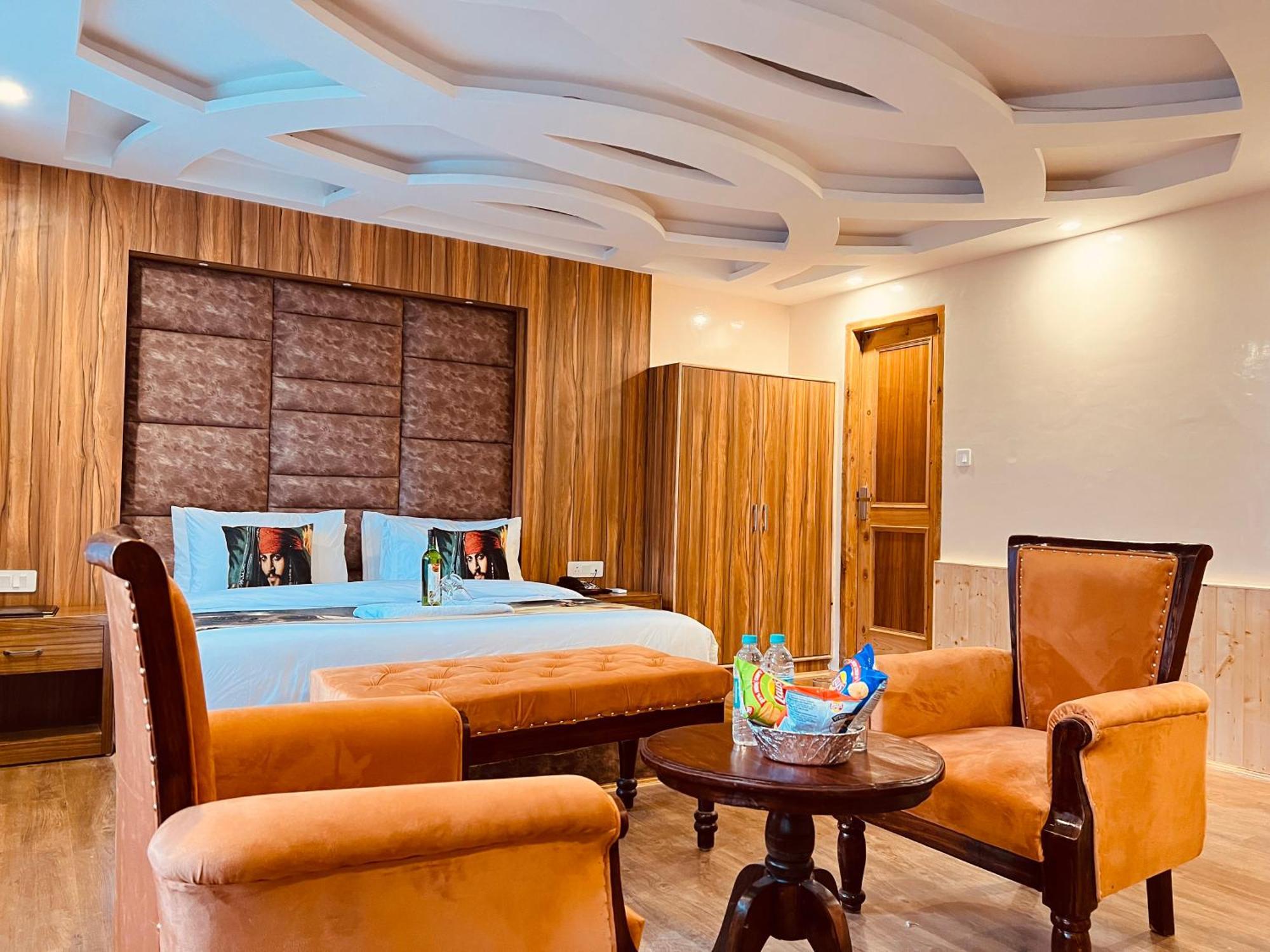 Hill River Resort - Central Heated & Air Cooled - Near Mall Road , Best Property Of Manali 2024- 2025 Exterior photo